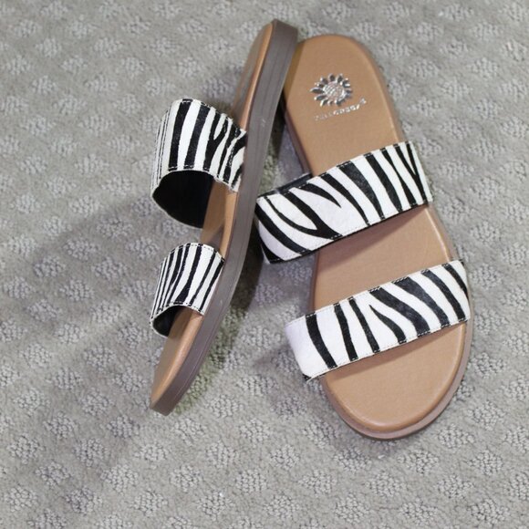 Yellow Box Women's Size 8.5 Blasius Zebra Striped Cow Hair Slide Sandals - Picture 2 of 7